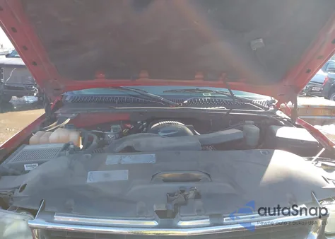 2002 Chevrolet Tahoe Ls z USA, uszkodzony, nr VIN 1GNEC13Z62R288819